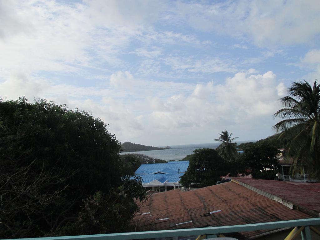 Hotel Flemming Tree Providencia Island Экстерьер фото