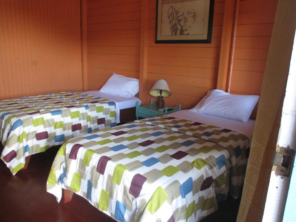 Hotel Flemming Tree Providencia Island Экстерьер фото
